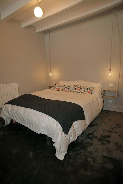 Le Caribou D'Eva Apartment Portbail Room photo